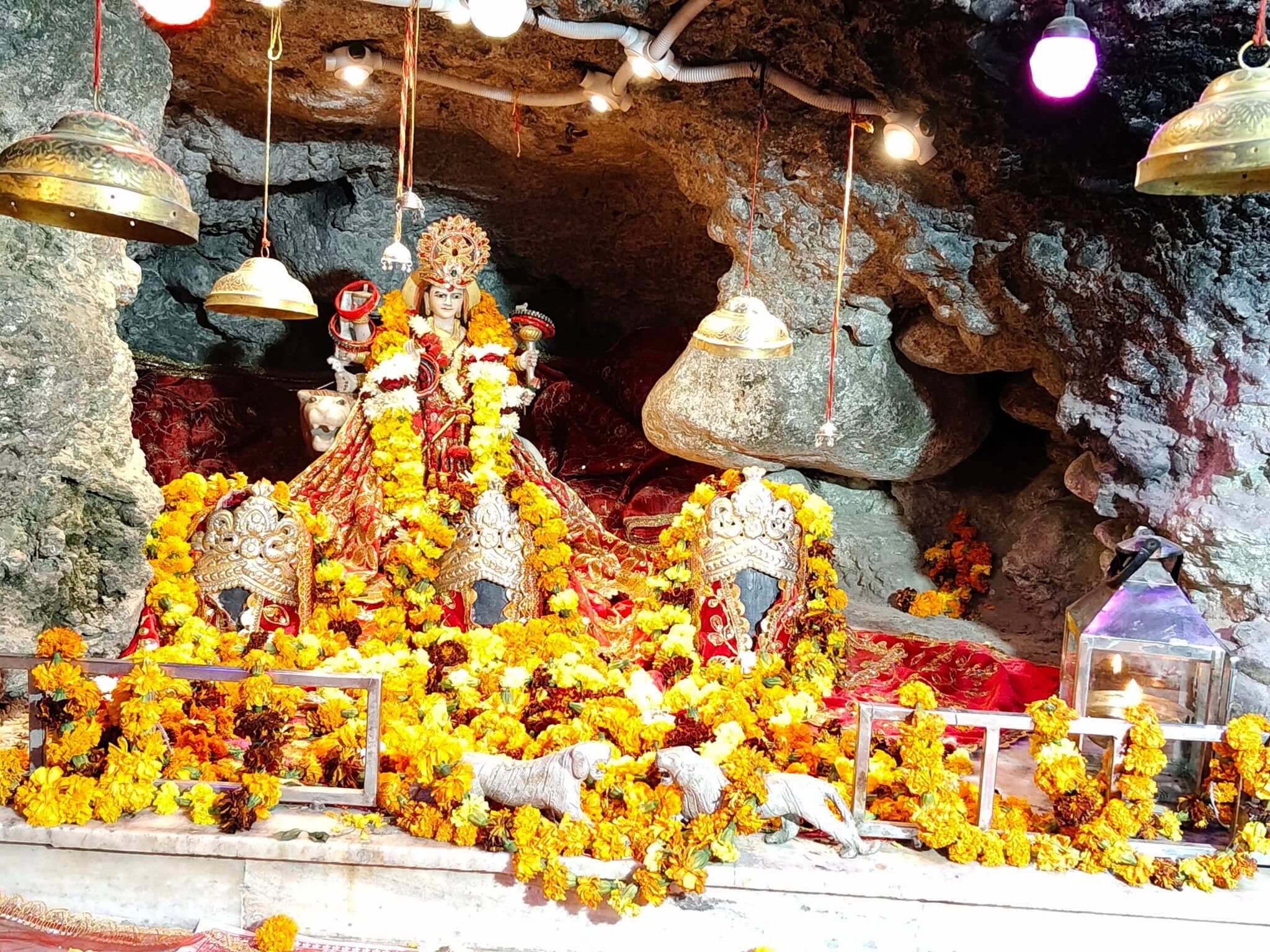 Devotees at the sacred cave darshan of Maa Vaishno Devi